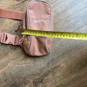 Nike Mini Cross Body